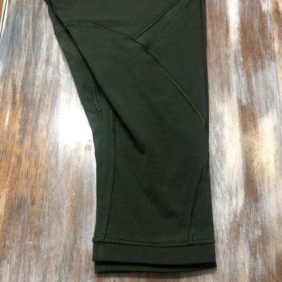 Lululemon Cool To Street Crop mesh gator green size 4 leggings capri crops - Picture 14 of 16